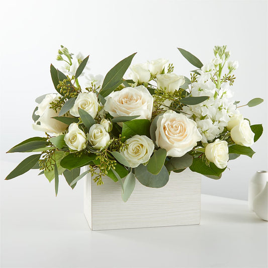 Fresh Linen Box Bouquet –  Balloon Creations By Maria And Flower, Wilmington DE
