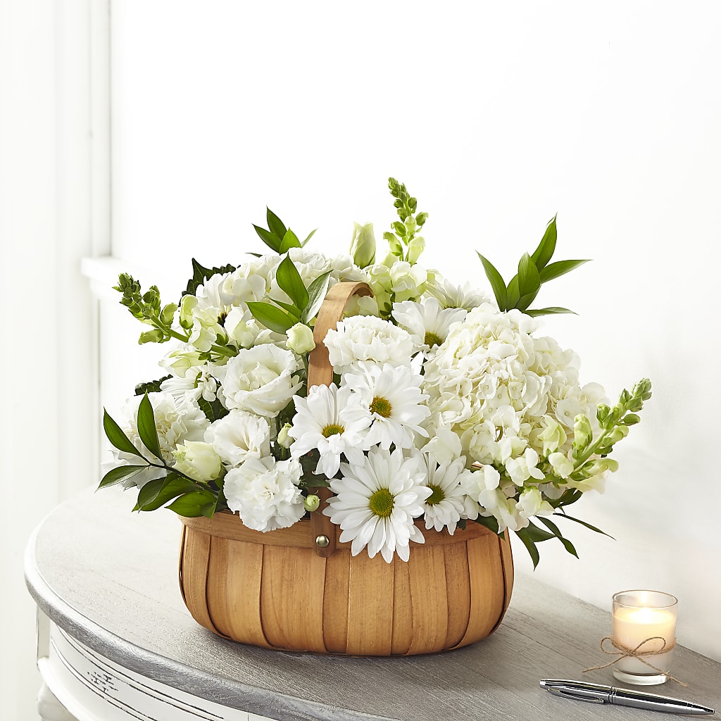 Pure Ivory Basket –  Balloon Creations By Maria And Flower, Wilmington DE