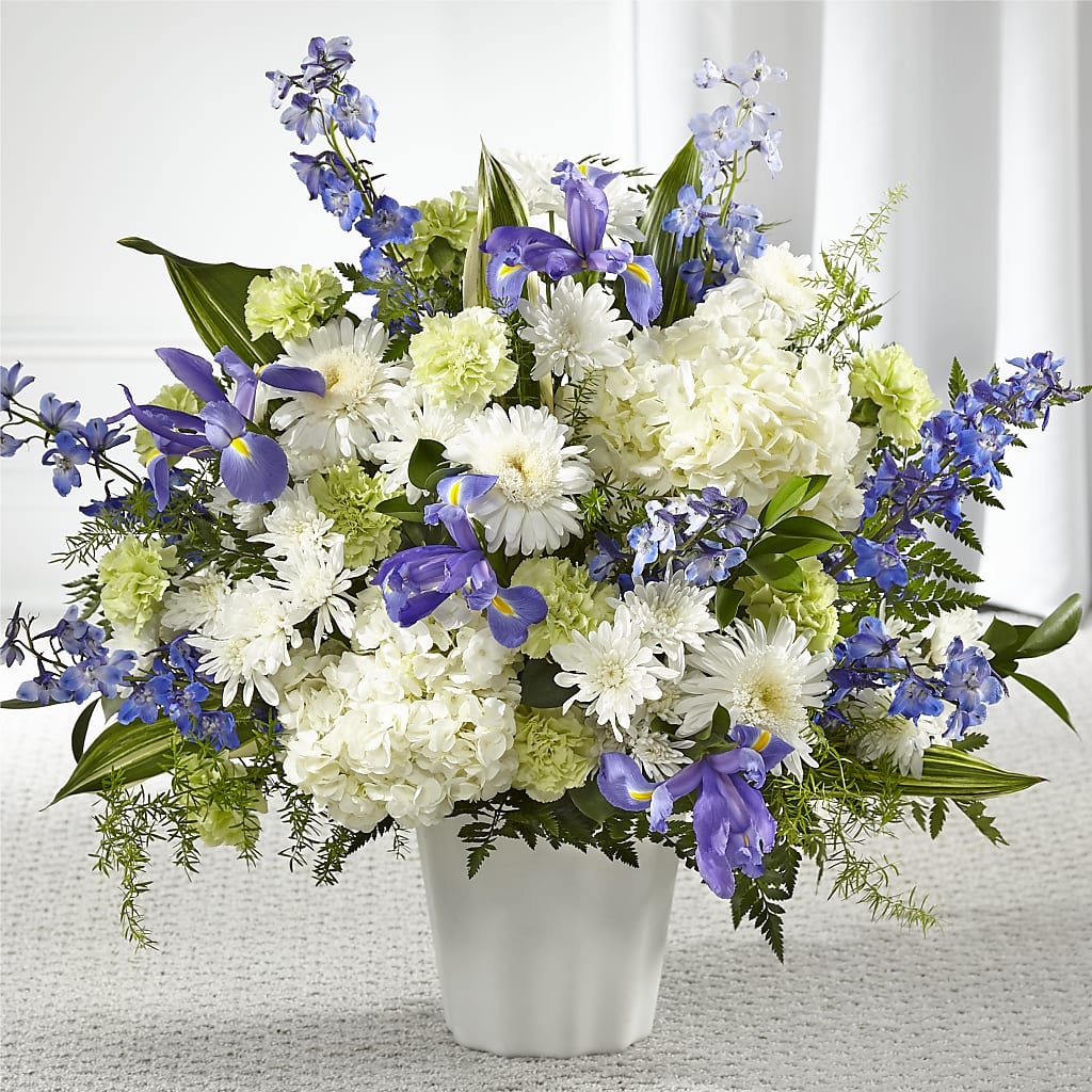 Soft Serenity Floor Basket –  Balloon Creations By Maria And Flower, Wilmington DE