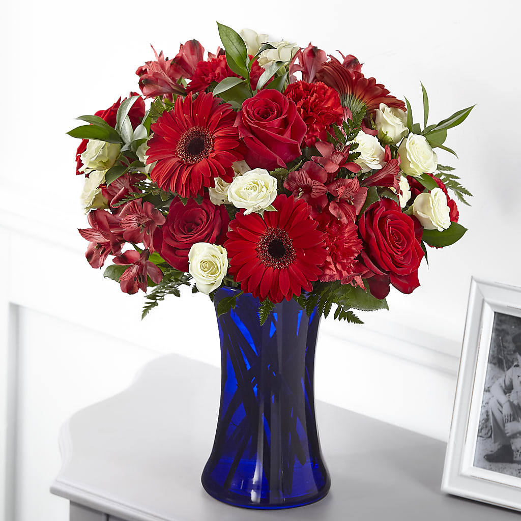 Hearts Embrace Bouquet –  Balloon Creations By Maria And Flower, Wilmington DE