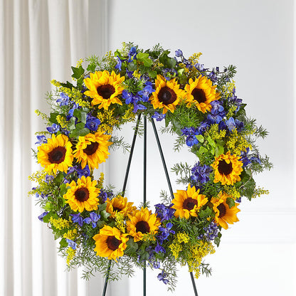 Bright Rays Wreath –  Balloon Creations By Maria And Flower, Wilmington DE
