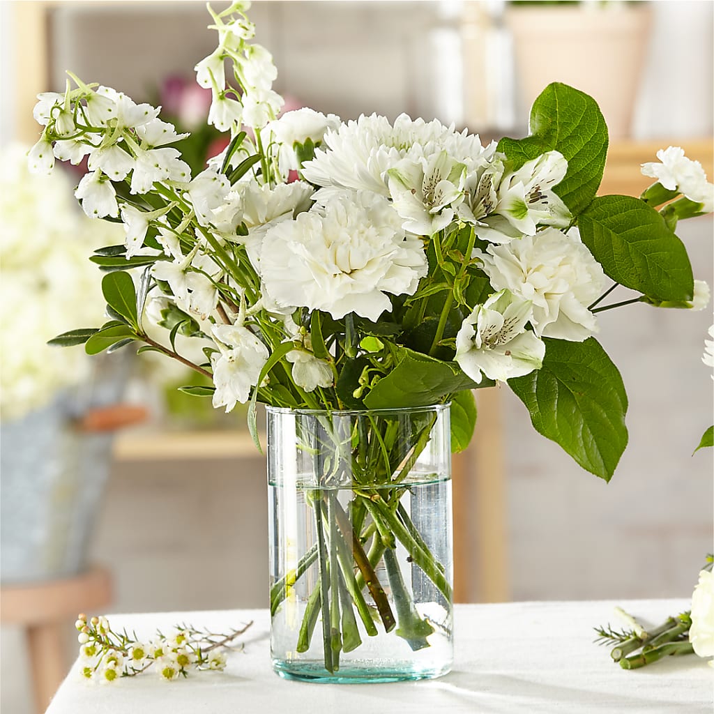 Classic Ivory – A Florist Original –  Balloon Creations By Maria And Flower, Wilmington DE