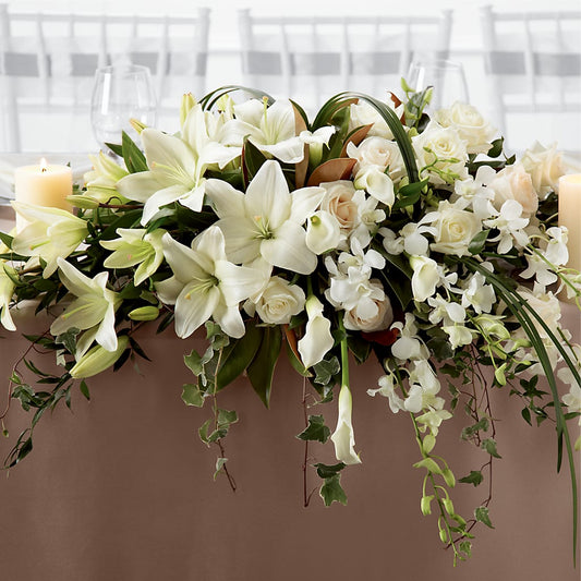 White Linen Arrangement –  Balloon Creations By Maria And Flower, Wilmington DE