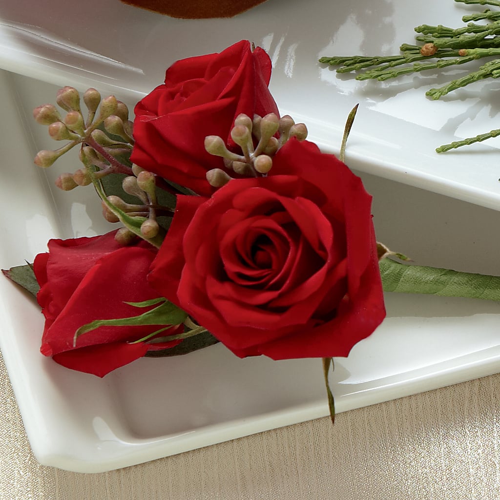 Red Spray Rose Boutonniere –  Balloon Creations By Maria And Flower, Wilmington DE